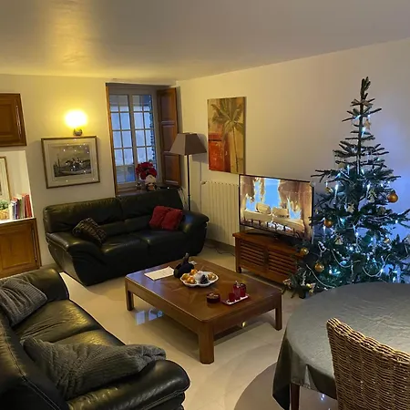 La Maringote Nyaraló